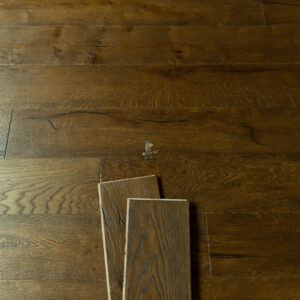New York 14/3 x 190mm Antique Brown Oak Distressed Premium Engineered Wood Flooring