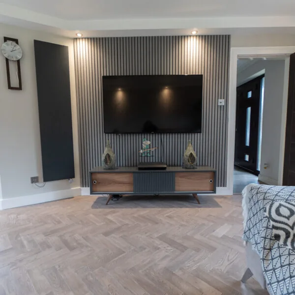 Riviera 18/3 x 80mm SMALL Sterling Silver Oak Herringbone Engineered Wood Flooring