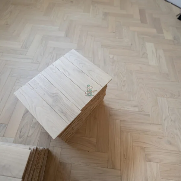 Cambridge 10/3 x 80mm Fairlight Oak Herringbone Engineered Wood Flooring
