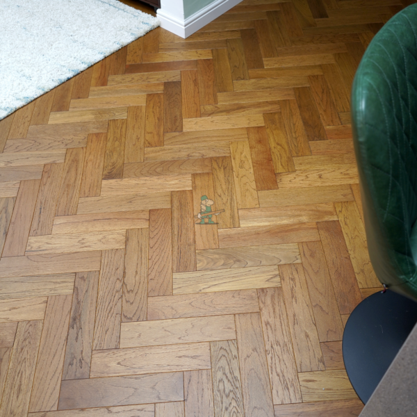 Cambridge 20/6 x 80mm Sunridge Oak Herringbone Engineered Wood Flooring