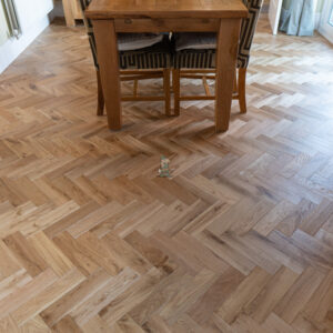 Special 18 x 70mm Natural Lacquered Herringbone Solid Wood Flooring