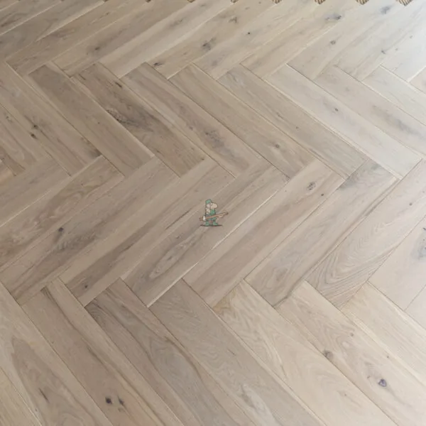 Cambridge 15/4 x 125mm Barewood Oak Herringbone Engineered Wood Flooring