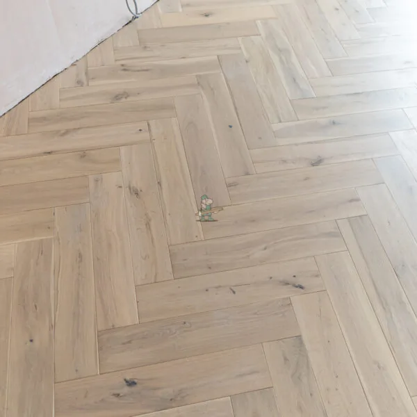Cambridge 15/4 x 125mm Barewood Oak Herringbone Engineered Wood Flooring