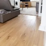 Natural Brushed Lacquered Oak Engineered Wood Flooring