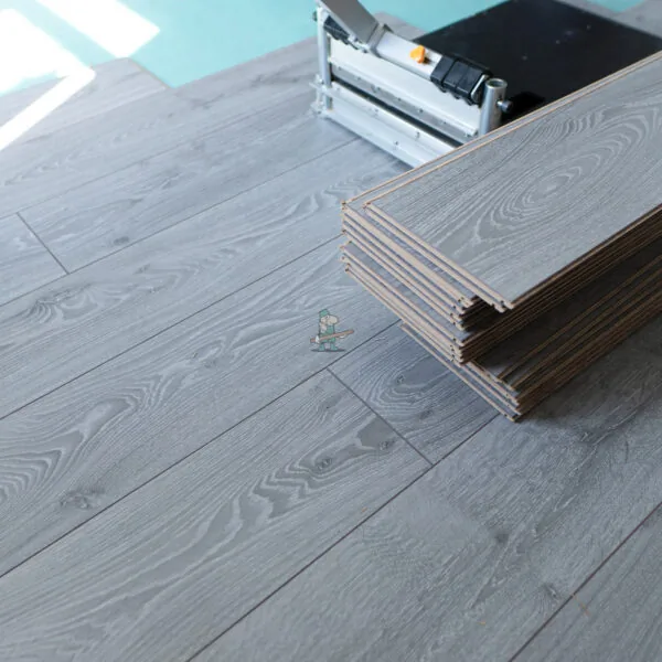 Premium 12mm Grey Oak AC5 Laminate Flooring