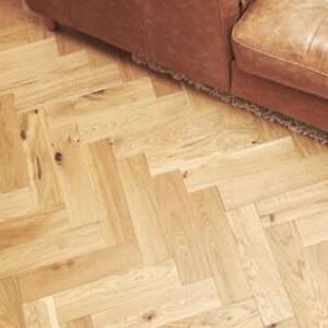 Parquet 18 x 90mm Natural Oak Herringbone Solid Wood Flooring