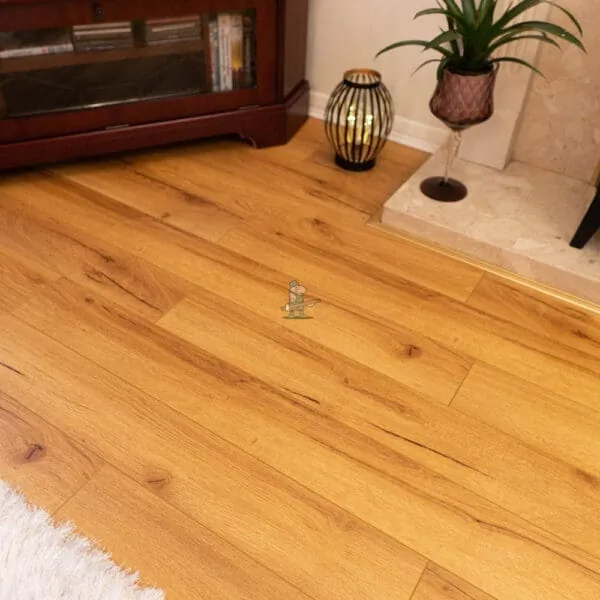 Embossed Natural Oak 12mm Classic Laminate Flooring