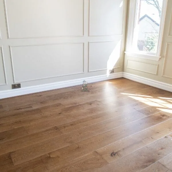 Nature 15/4 x 220mm Brushed Cognac Oak Engineered Wood Flooring