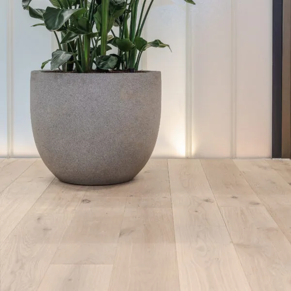 Nevada 14/3 x 190mm Pale Invisible Lacquered Engineered Wood Flooring