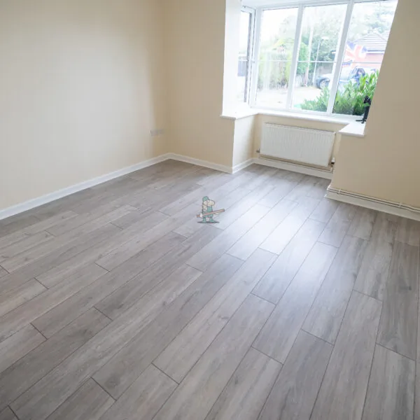 Home Classic 12mm Feather Grey Oak 4V Laminate Flooring