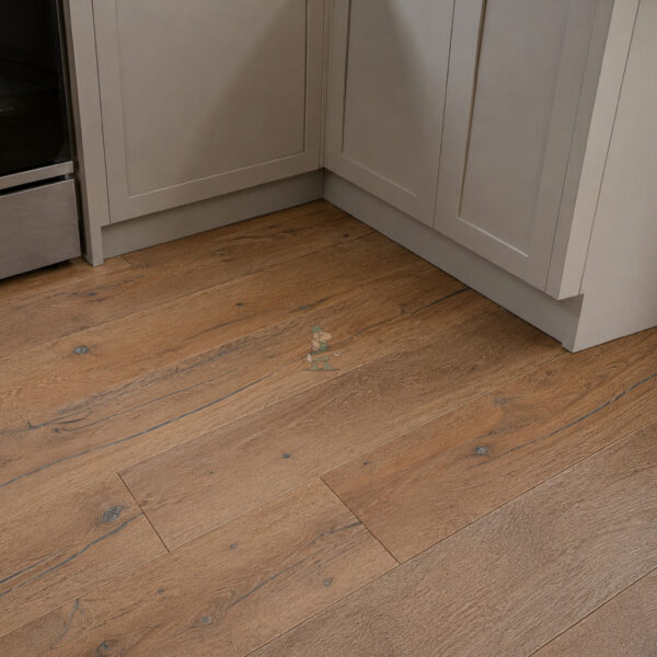 New York 15/4 x 220mm Weathered White Distressed Premium Hard Waxed Oiled Engineered Wood Flooring