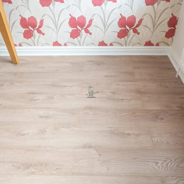 Cambridge 12mm Nude Oak AC5 Laminate Flooring