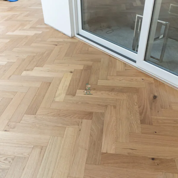 Atlanta 14/2 x 90mm Natural Brushed Oak Herringbone Engineered Flooring