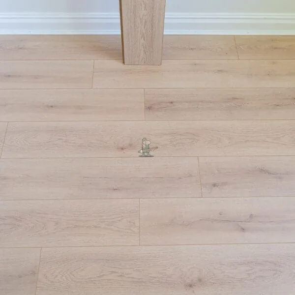 Premium 12mm Light Beige Oak AC5 Laminate Flooring