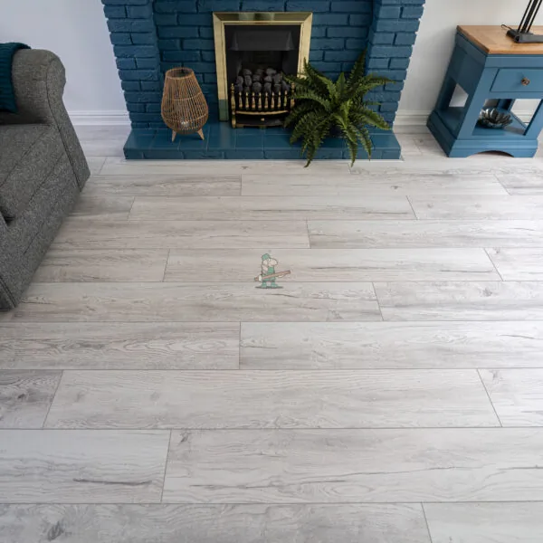 Premium 12mm White Mist Oak AC5 Laminate Flooring