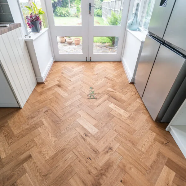 Cambridge 14/3 x 90mm Golden Oak Handscraped Herringbone Engineered Wood Flooring