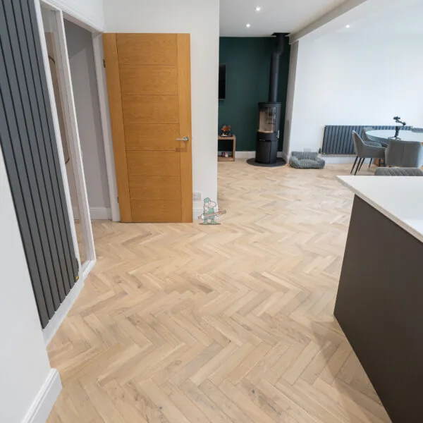 Cambridge 20/5 x 70mm Worn Cathedral Oak Herringbone Engineered Wood Flooring