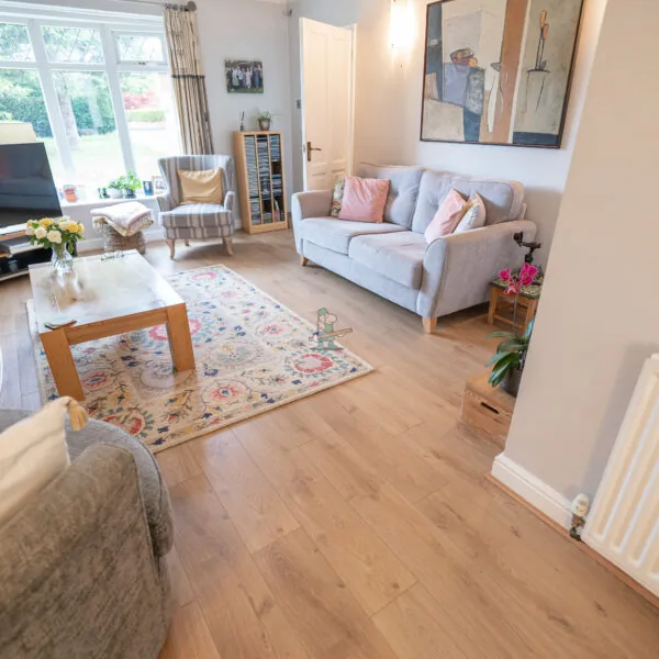 Light Brown Oak 12mm Classic Laminate Flooring