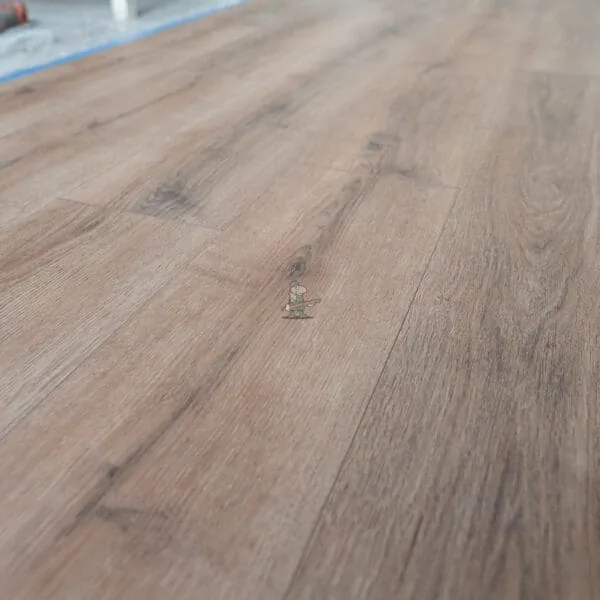 Home Classic 12mm Caribbean Oak 4V Laminate Flooring