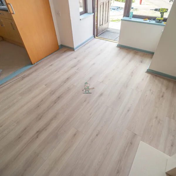 Premium 12mm Cotswold Ash Oak AC5 Laminate Flooring