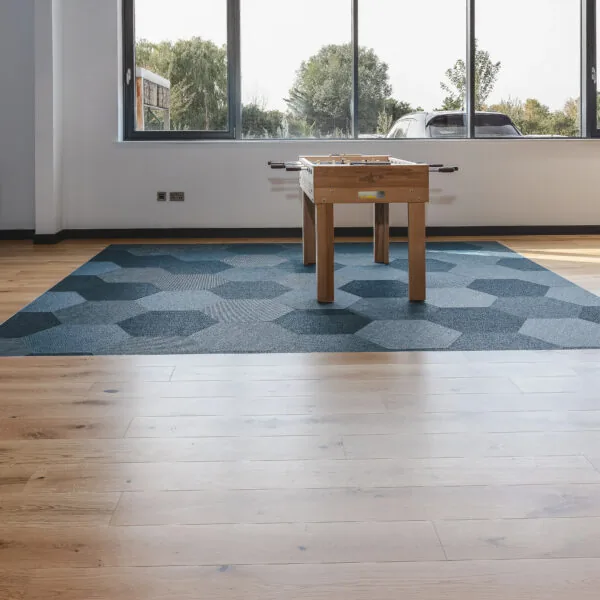 Nevada 14/3 x 190mm Signature Lacquered Oak Engineered Wood Flooring
