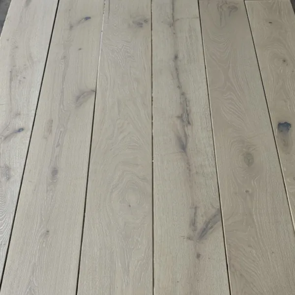 Nevada 14/3 x 220mm Alpine Lacquered Oak Engineered Wood Flooring