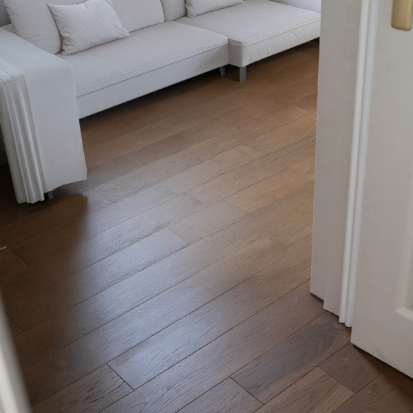 Nevada 14/3 x 125mm Chestnut Lacquered Oak Engineered Wood Flooring