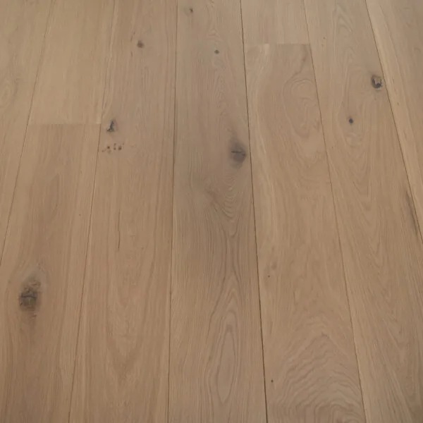 Nevada 20/4 x 190mm Light Lacquered Oak Engineered Wood Flooring