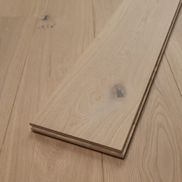 Nevada 20/4 x 190mm Light Lacquered Oak Engineered Wood Flooring
